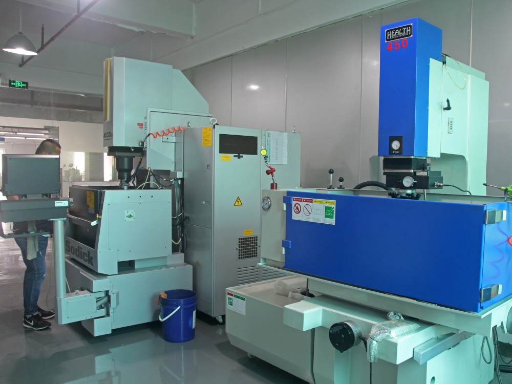 Sodick mirror spark machine